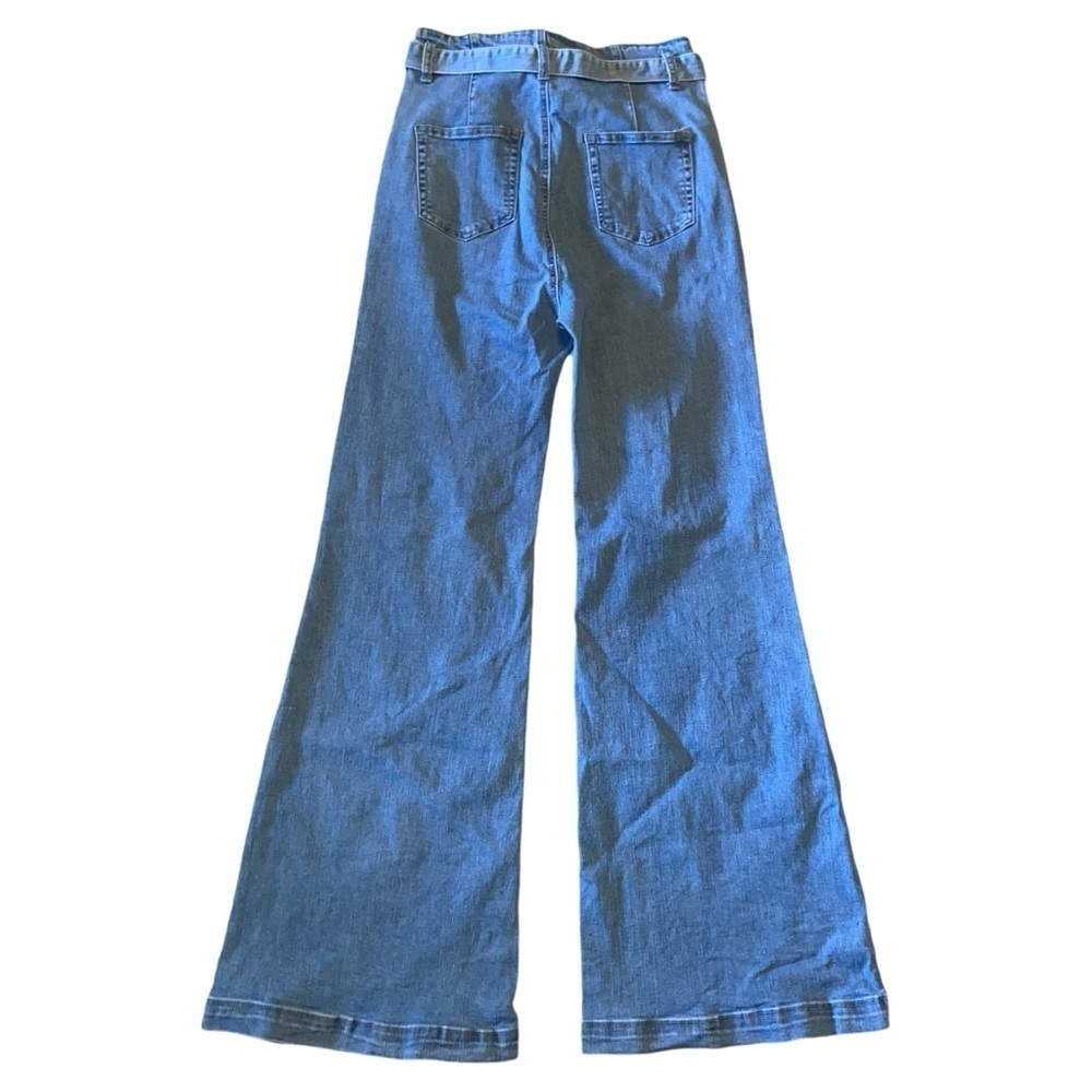 Vici Women’s Large Faded Blue High Rise Flare Faded Belted Waist/ Zipper Denim - Picture 3 of 5